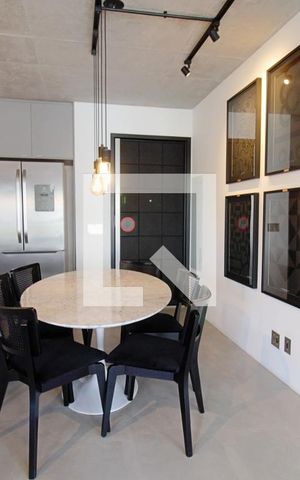 Apartamento à venda com 70m², 1 quarto e 1 vaga Apartamento à venda com 70m², 1 quarto e 1 vagaSala de Jantar