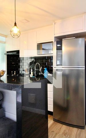 Apartamento à venda com 75m², 2 quartos e 2 vagasCozinha