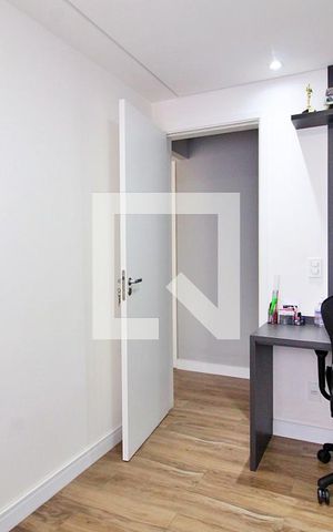 Apartamento à venda com 75m², 2 quartos e 2 vagasQuarto 2