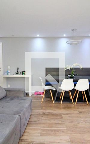Apartamento à venda com 75m², 2 quartos e 2 vagasSala