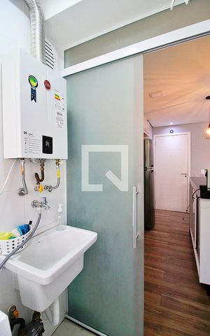 Apartamento à venda com 75m², 2 quartos e 2 vagasÁrea de Serviço
