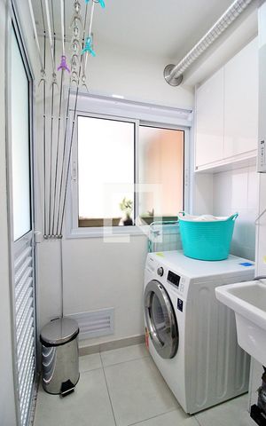Apartamento à venda com 75m², 2 quartos e 2 vagasÁrea de Serviço