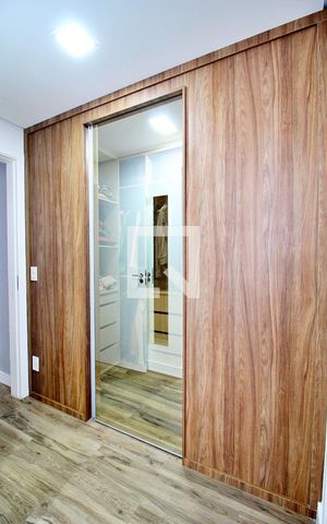 Apartamento à venda com 75m², 2 quartos e 2 vagasCloset da Suíte 