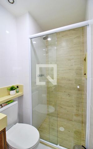 Apartamento à venda com 75m², 2 quartos e 2 vagasBanheiro