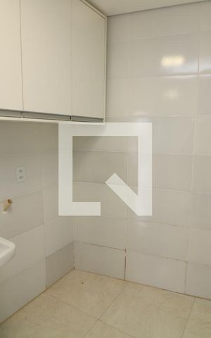 Casa para alugar com 38m², 2 quartos e sem vagaÁrea de Serviço