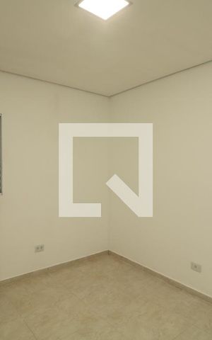 Casa para alugar com 38m², 2 quartos e sem vagaQuarto