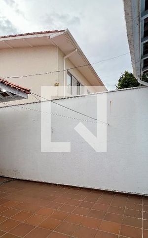 Casa à venda com 300m², 3 quartos e 4 vagasPátio