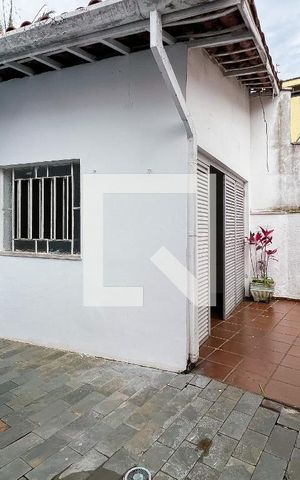 Casa à venda com 300m², 3 quartos e 4 vagas Pátio