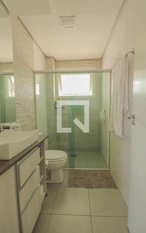 Apartamento à venda com 108m², 2 quartos e 1 vaga Apartamento à venda com 108m², 2 quartos e 1 vagaBanheiro