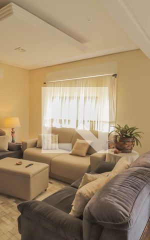 Apartamento à venda com 108m², 2 quartos e 1 vaga Apartamento à venda com 108m², 2 quartos e 1 vagaSala