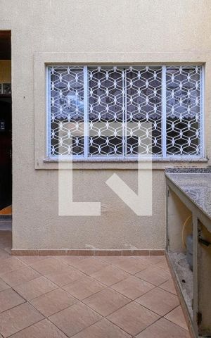 Casa à venda com 320m², 4 quartos e 4 vagas Casa à venda com 320m², 4 quartos e 4 vagasQuintal