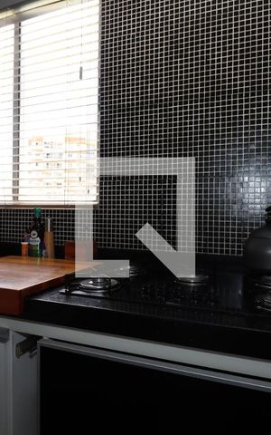 Apartamento para alugar com 102m², 2 quartos e 1 vagaCozinha