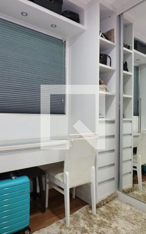 Apartamento para alugar com 102m², 2 quartos e 1 vagaCloset da Suíte
