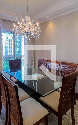 Apartamento para alugar com 195m², 4 quartos e 3 vagasSala