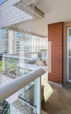 Apartamento para alugar com 195m², 4 quartos e 3 vagasSacada