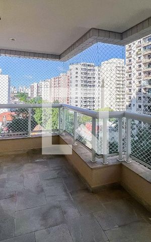 Apartamento para alugar com 195m², 4 quartos e 3 vagasSacada