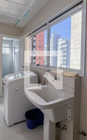 Apartamento para alugar com 195m², 4 quartos e 3 vagasÁrea de Serviço