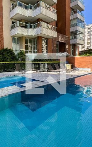 Apartamento para alugar com 195m², 4 quartos e 3 vagasPiscina