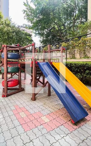 Apartamento para alugar com 195m², 4 quartos e 3 vagasPlayground