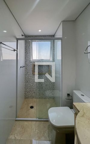 Apartamento para alugar com 195m², 4 quartos e 3 vagasBanheiro da Suíte 2
