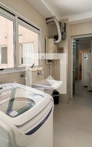 Apartamento para alugar com 195m², 4 quartos e 3 vagasÁrea de Serviço