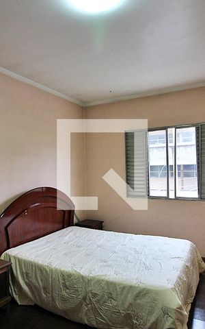Casa à venda com 242m², 4 quartos e 4 vagasQuarto 1 - Suíte