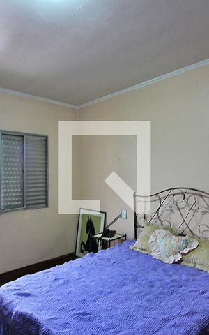 Casa à venda com 242m², 4 quartos e 4 vagasQuarto 4 - Suíte