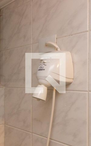 Casa à venda com 130m², 4 quartos e 4 vagas Casa à venda com 130m², 4 quartos e 4 vagasDetalhe Banheiro - Suíte 2