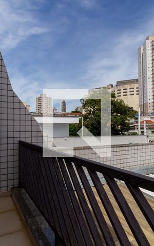 Casa à venda com 130m², 4 quartos e 4 vagas Casa à venda com 130m², 4 quartos e 4 vagasVaranda - Suíte 1
