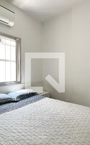 Apartamento à venda com 45m², 1 quarto e 1 vagaQuarto