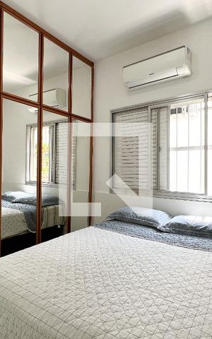 Apartamento à venda com 45m², 1 quarto e 1 vagaQuarto