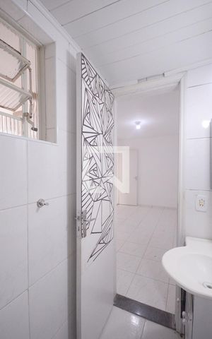 Studio para alugar com 40m², 1 quarto e 1 vaga Studio para alugar com 40m², 1 quarto e 1 vagaBanheiro