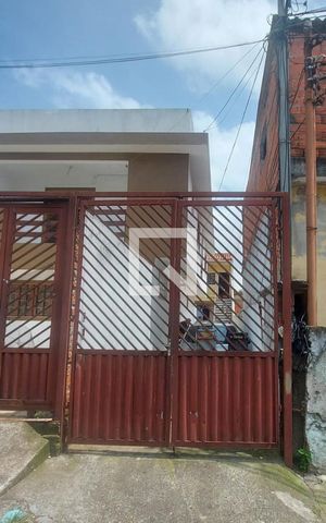 Studio para alugar com 40m², 1 quarto e 1 vaga Studio para alugar com 40m², 1 quarto e 1 vagaFachada