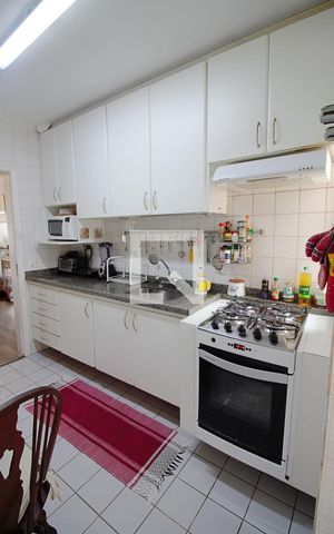 Apartamento à venda com 100m², 3 quartos e 2 vagasCozinha 