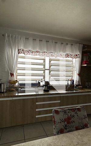 Casa à venda com 210m², 4 quartos e 3 vagasCozinha