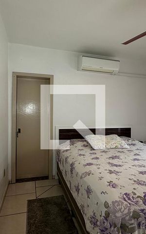 Casa à venda com 210m², 4 quartos e 3 vagasQuarto 1 - Suíte