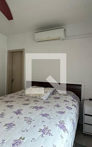 Casa à venda com 210m², 4 quartos e 3 vagasQuarto 1 - Suíte