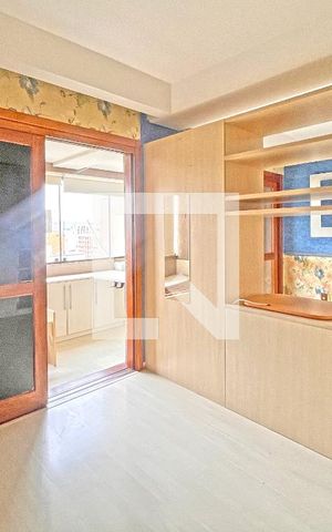 Apartamento à venda com 45m², 1 quarto e 1 vagaQuarto