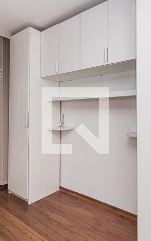 Apartamento para alugar com 37m², 1 quarto e sem vagaSala/Quarto
