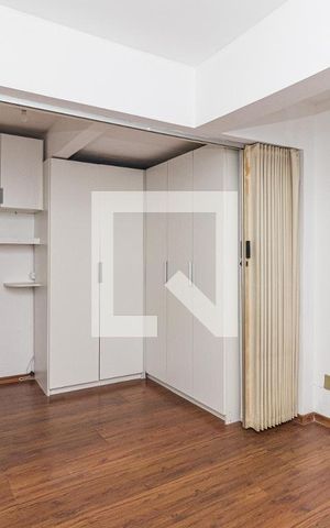 Apartamento para alugar com 37m², 1 quarto e sem vagaSala/Quarto