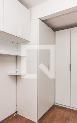 Apartamento para alugar com 37m², 1 quarto e sem vagaSala/Quarto