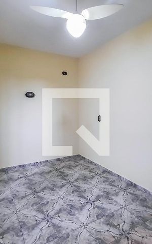 Casa à venda com 286m², 3 quartos e 3 vagas Casa à venda com 286m², 3 quartos e 3 vagasQuarto 2