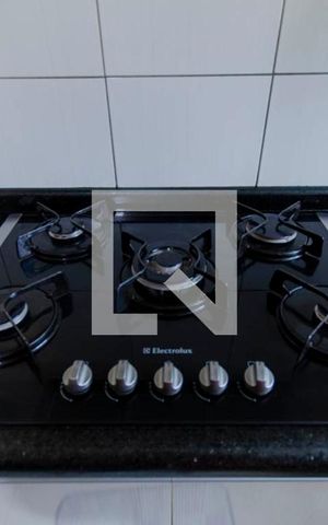 Casa à venda com 360m², 7 quartos e 2 vagas Casa à venda com 360m², 7 quartos e 2 vagasCasa 2 Cozinha