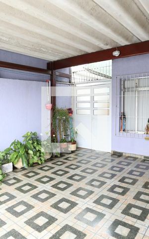 Casa à venda com 80m², 3 quartos e 1 vagaGaragem