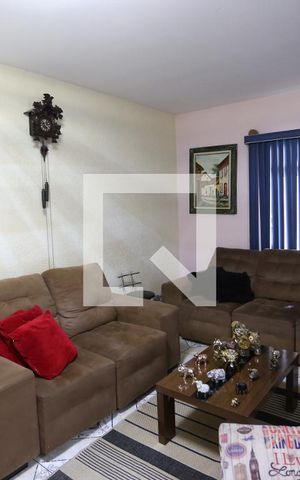 Casa à venda com 80m², 3 quartos e 1 vagaSala