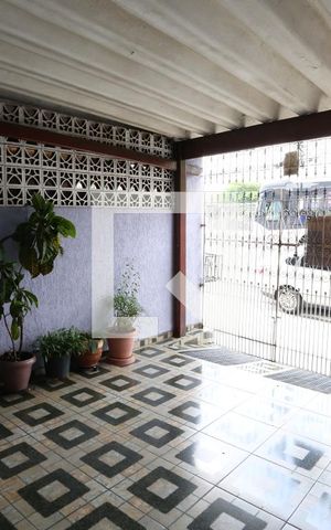 Casa à venda com 80m², 3 quartos e 1 vagaGaragem