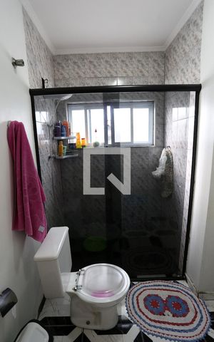 Casa à venda com 80m², 3 quartos e 1 vagaBanheiro