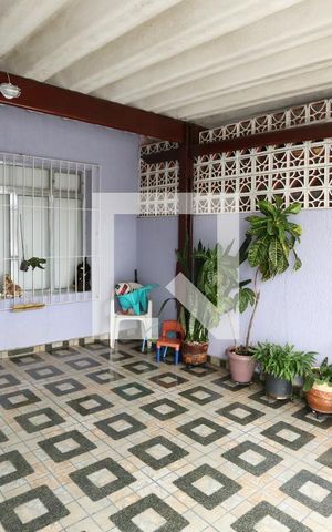 Casa à venda com 80m², 3 quartos e 1 vagaGaragem