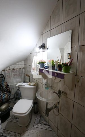 Casa à venda com 80m², 3 quartos e 1 vagaLavabo