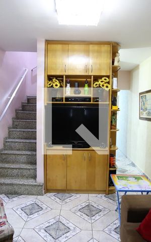 Casa à venda com 80m², 3 quartos e 1 vagaSala